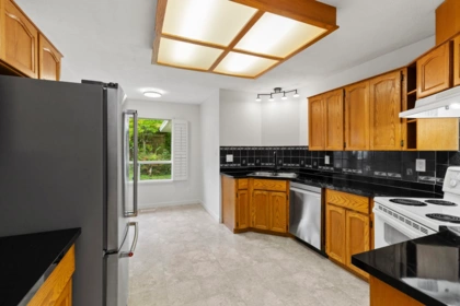 Basement Recreation Room Photo of 32925 Orchid Court, Mission, BC