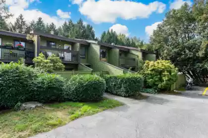 Loft / Bonus Room Photo of 2690 Kingsford Avenue, Burnaby, BC