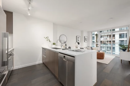 604 1009 Harwood Street, Vancouver, BC