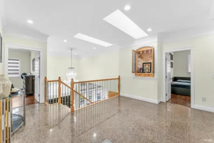 Basement Recreation Room Photo of 13239 89 Avenue, Surrey, BC