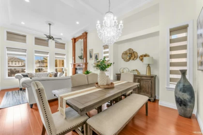 Breakfast Nook Photo of 13239 89 Avenue, Surrey, BC