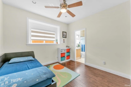 Mudroom Photo of 13239 89 Avenue, Surrey, BC