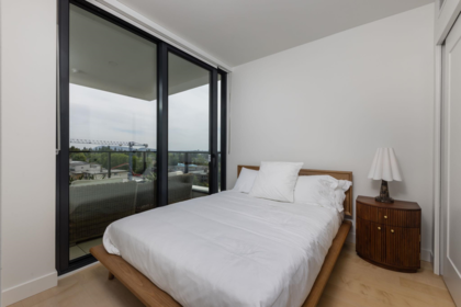 Primary Bedroom Photo of 901 135 E 13th Street, North Vancouver, BC