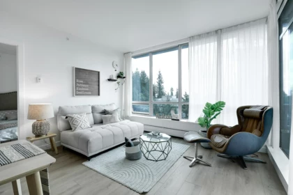 803 9060 University Crescent, Burnaby, BC