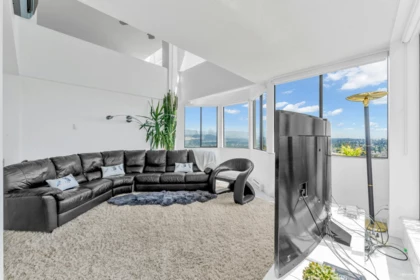 Breakfast Nook Photo of 2603 6540 Burlington Avenue, Burnaby, BC