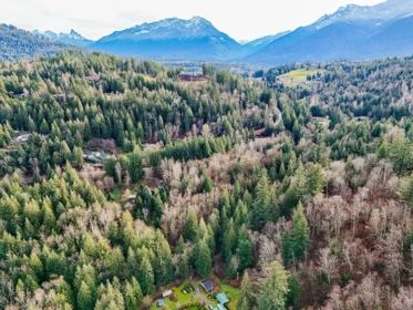 Primary Bedroom Photo of 6183 Ryder Lake Road, Chilliwack, BC