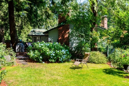Garden / Landscaping Photo of 22592 132 Avenue, Maple Ridge, BC