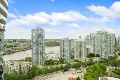 Office / Den Photo of 2304 89 Nelson Street, Vancouver, BC