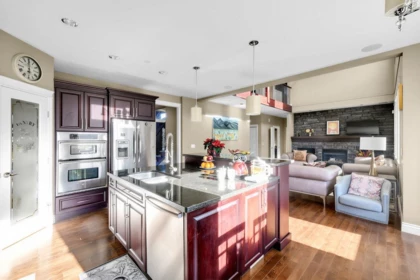 Kitchen Photo of 26500 124 Avenue, Maple Ridge, BC