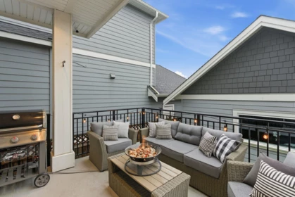 Backyard Photo of 15786 23b Avenue, Surrey, BC