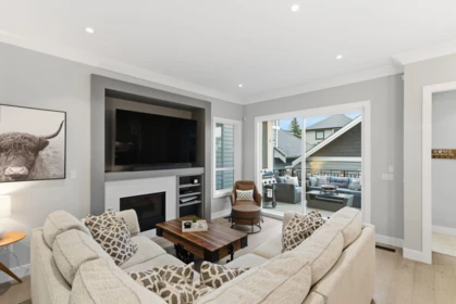 Breakfast Nook Photo of 15786 23b Avenue, Surrey, BC