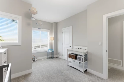 Laundry Room Photo of 15786 23b Avenue, Surrey, BC