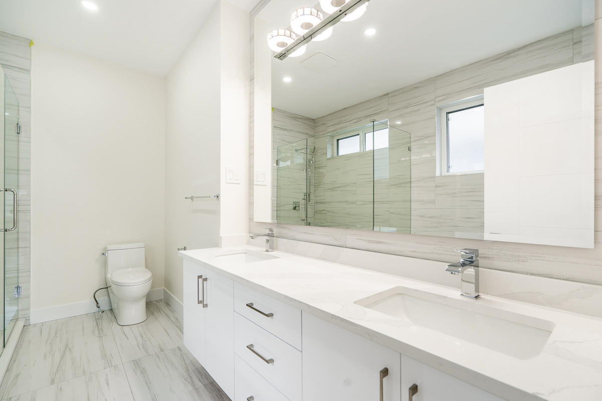 Guest Bathroom Photo of 10648 124 Street, Surrey, BC