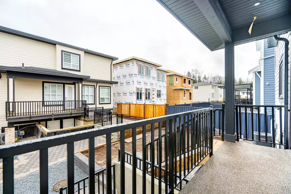 Walk-In Closet Photo of 10648 124 Street, Surrey, BC