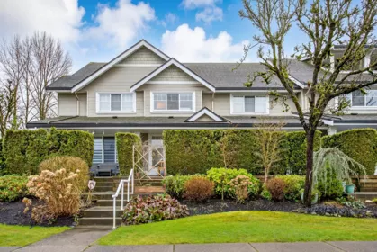 10 2927 Fremont Street, Port Coquitlam, BC