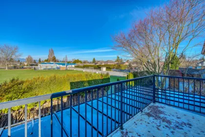 10690 Hollybank Drive, Richmond, BC, Richmond — Single Family Residence for sale