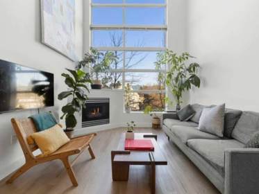 301 418 E Broadway, Vancouver, BC, Vancouver — Apartment/Condo for sale