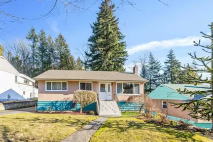 8222 Joffre Avenue, Burnaby, BC, Suncrest — 3 bed single family residence for sale