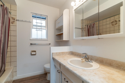Laundry Room Photo of 3254 Mayne Crescent, Coquitlam, BC