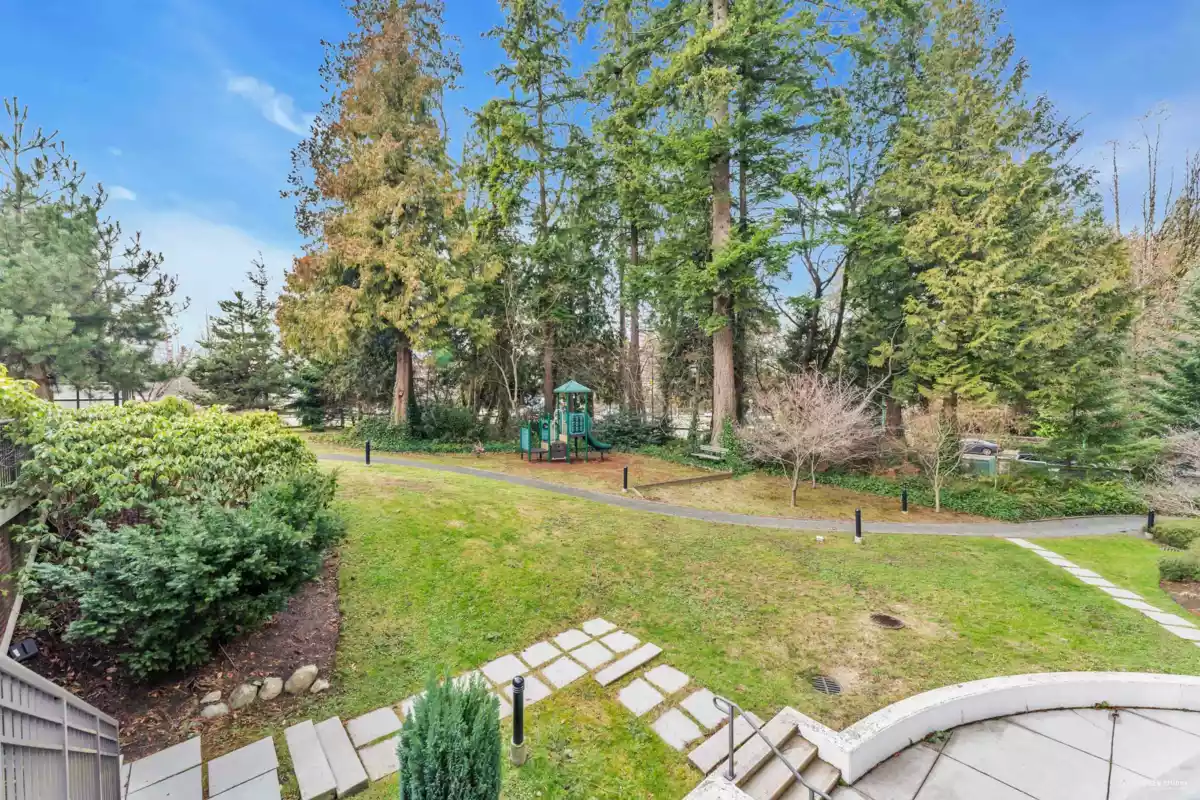 Outdoor Deck Photo of 1606 7088 18th Avenue, Burnaby, BC