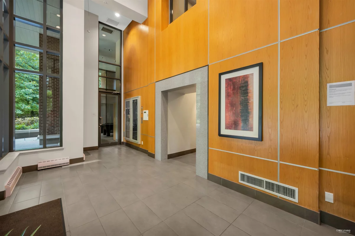 Staircase Photo of 1606 7088 18th Avenue, Burnaby, BC