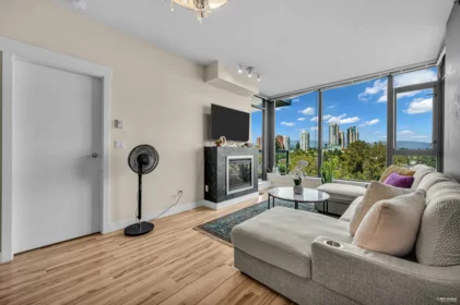 1606 7088 18th Avenue, Burnaby, BC