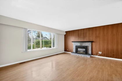 Dining Area Photo of 1855 156 Street, Surrey, BC