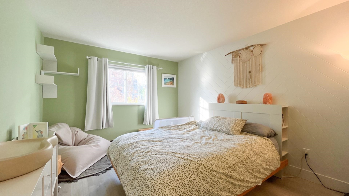 Primary Bathroom Photo of 128 3 Rialto Court, New Westminster, BC