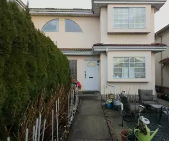 7138 Fraser Street, Vancouver, BC, Vancouver — 7 bed half duplex for sale