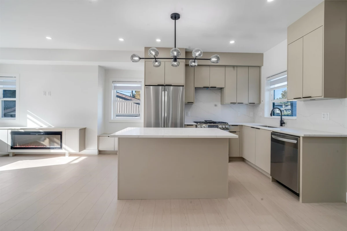 Living Room Photo of 22 8335 115 Street, Delta, BC