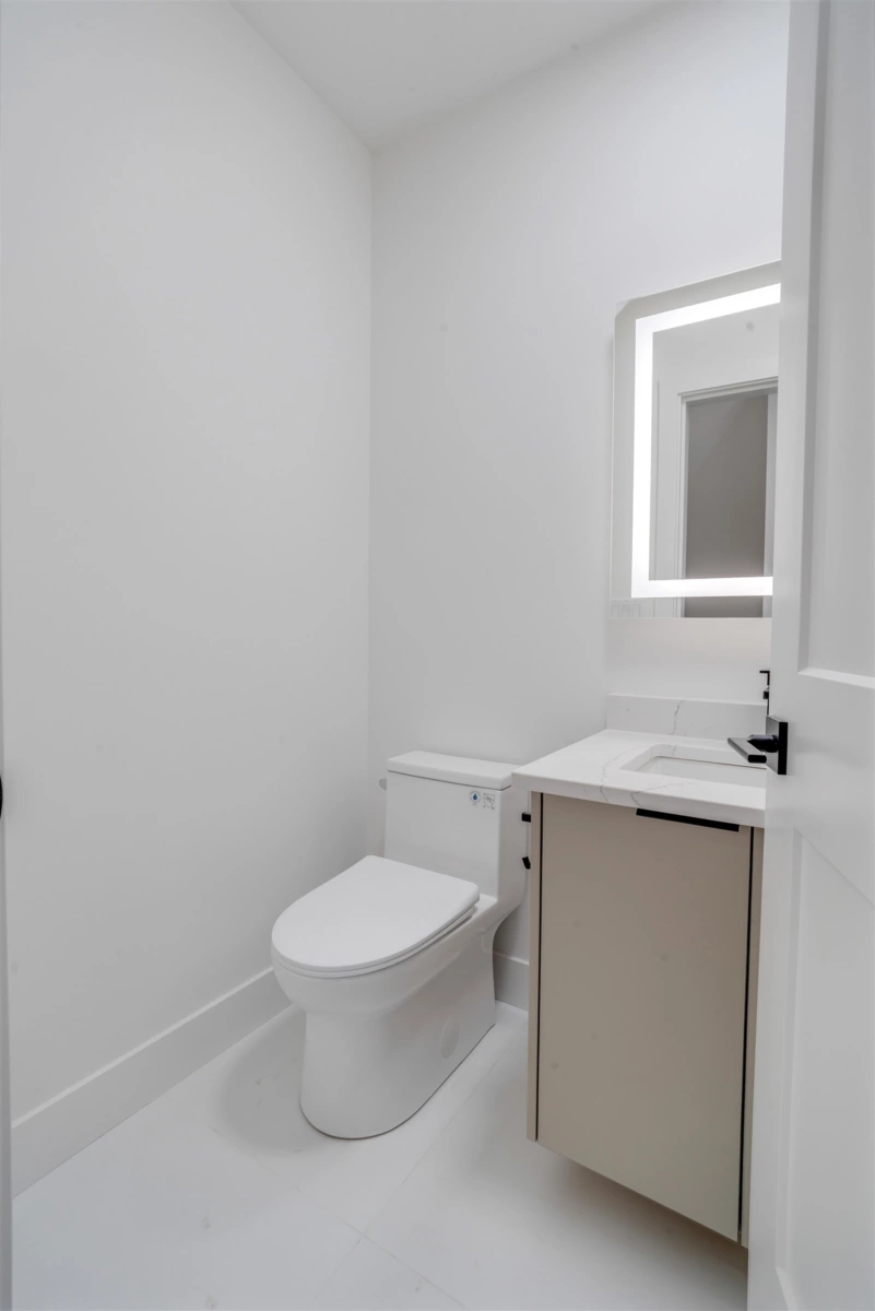 Powder Room Photo of 22 8335 115 Street, Delta, BC