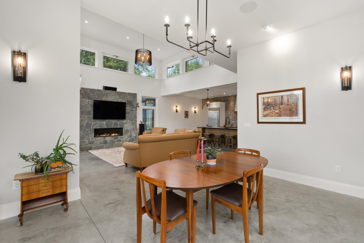 Mudroom Photo of 103 Witherby Road, Gibsons, BC