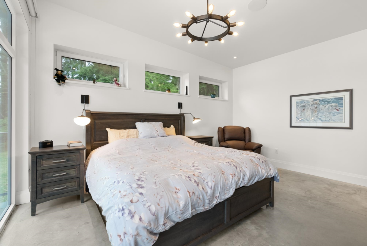 Outdoor Deck Photo of 103 Witherby Road, Gibsons, BC