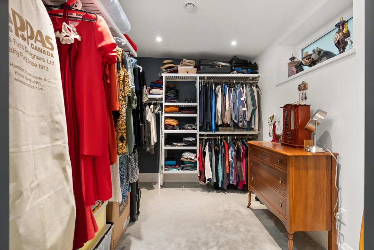 Outdoor Kitchen Photo of 103 Witherby Road, Gibsons, BC