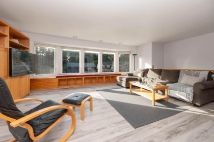 2644 Kilmarnock Crescent, North Vancouver, BC, North Vancouver — Single Family Residence for sale