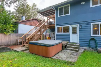 Garden / Landscaping Photo of 2644 Kilmarnock Crescent, North Vancouver, BC