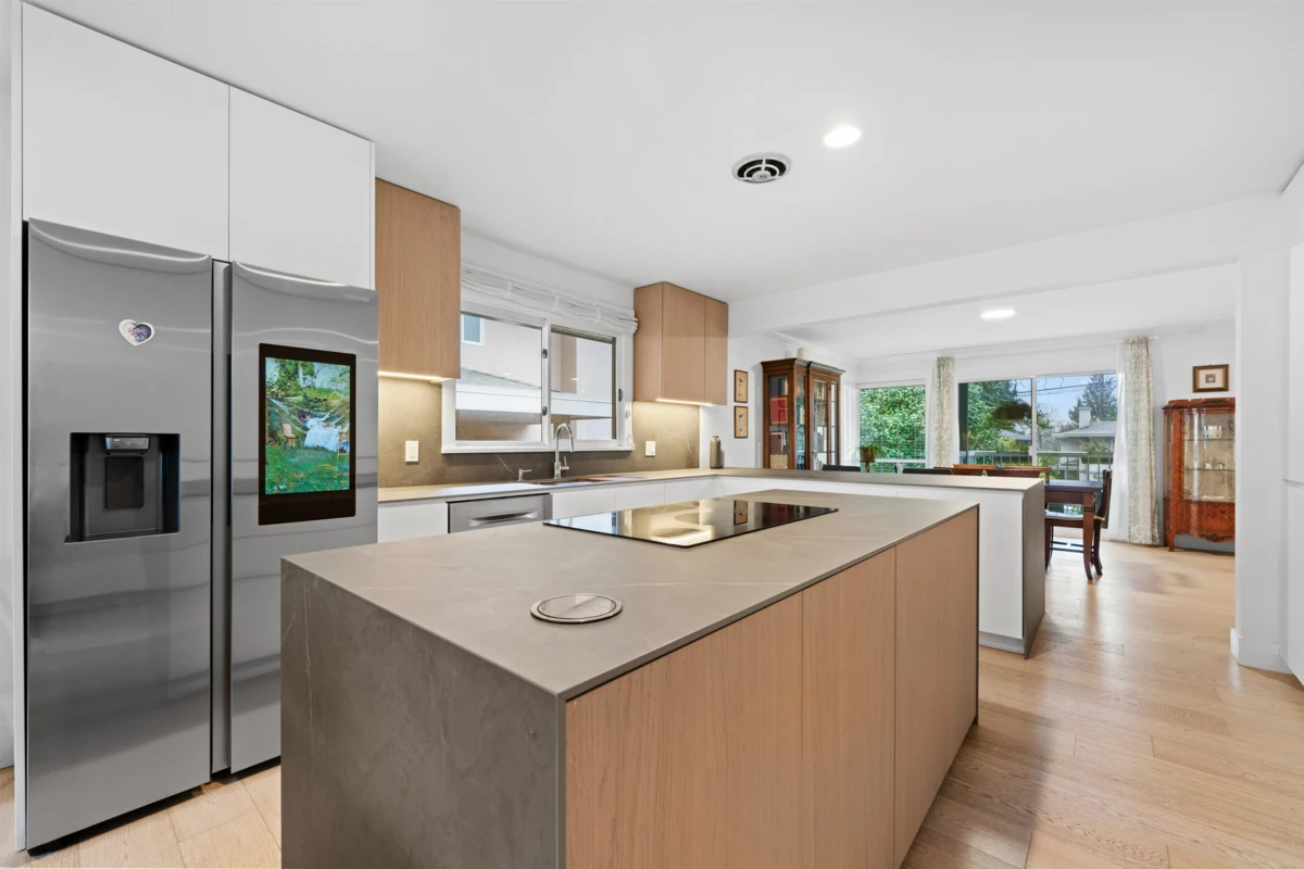 Dining Area Photo of 6422 Douglas Street, West Vancouver, BC