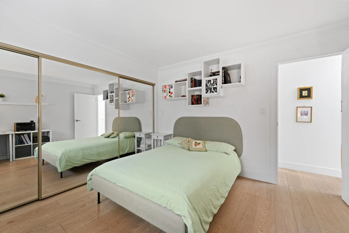 Office / Den Photo of 6422 Douglas Street, West Vancouver, BC