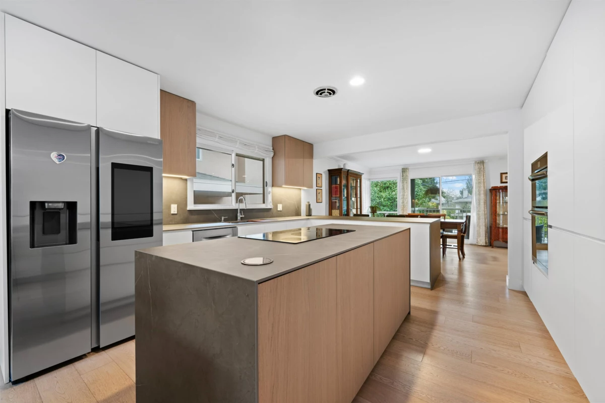 Primary Bathroom Photo of 6422 Douglas Street, West Vancouver, BC