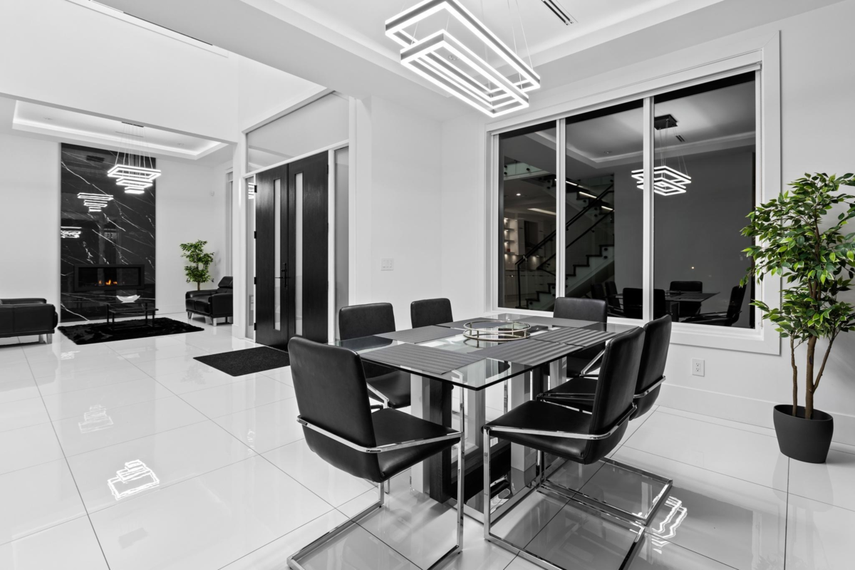 Breakfast Nook Photo of 12682 78 Avenue, Surrey, BC