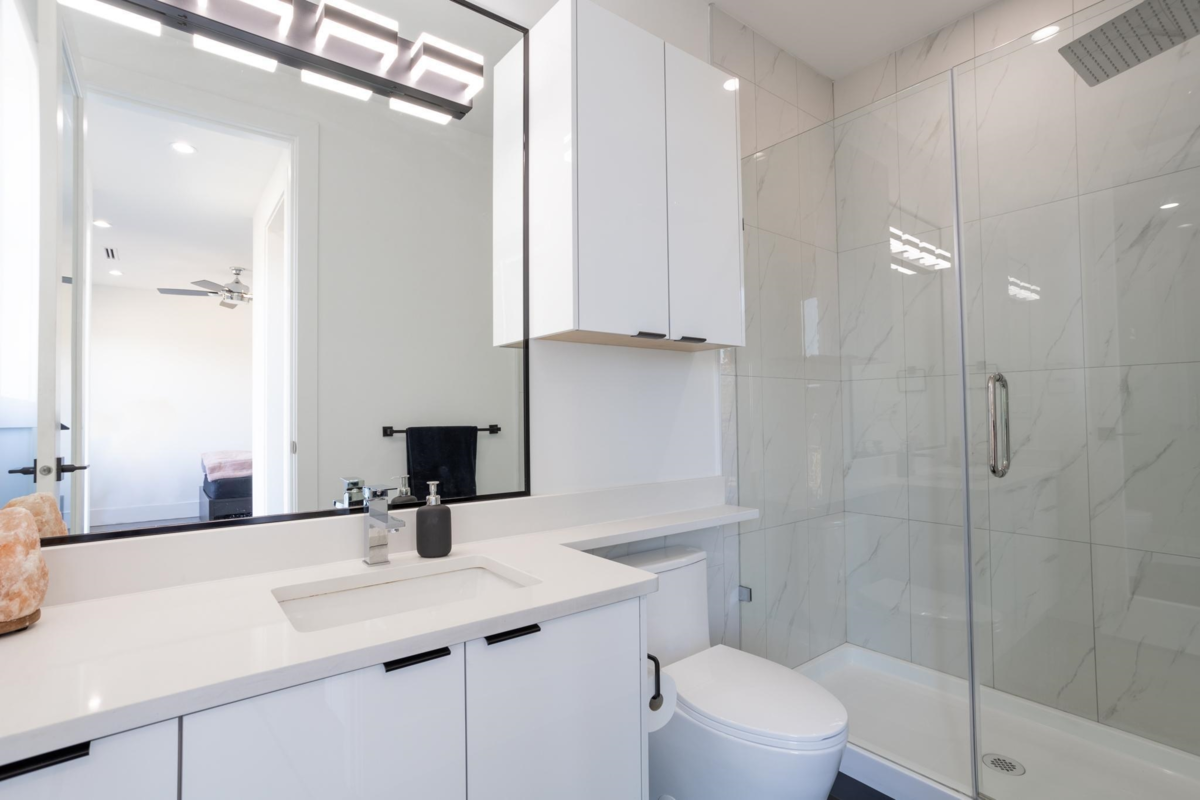 Hot Tub / Spa Photo of 12682 78 Avenue, Surrey, BC