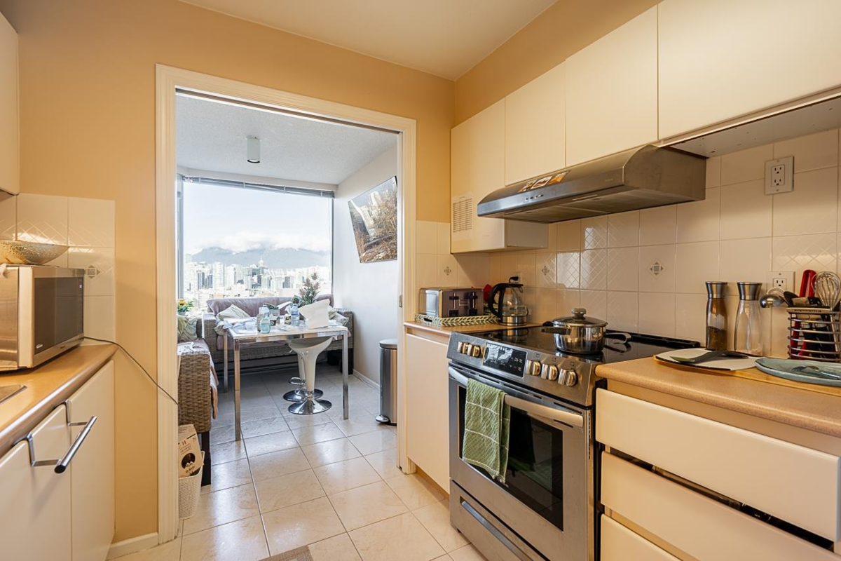 Bedroom 2 Photo of 802 2668 Ash Street, Vancouver, BC