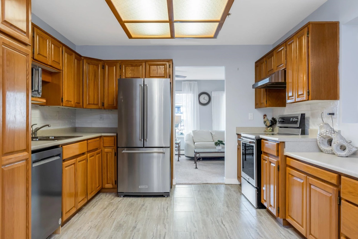 Bedroom 4 Photo of 214 2451 Gladwin Road, Abbotsford, BC