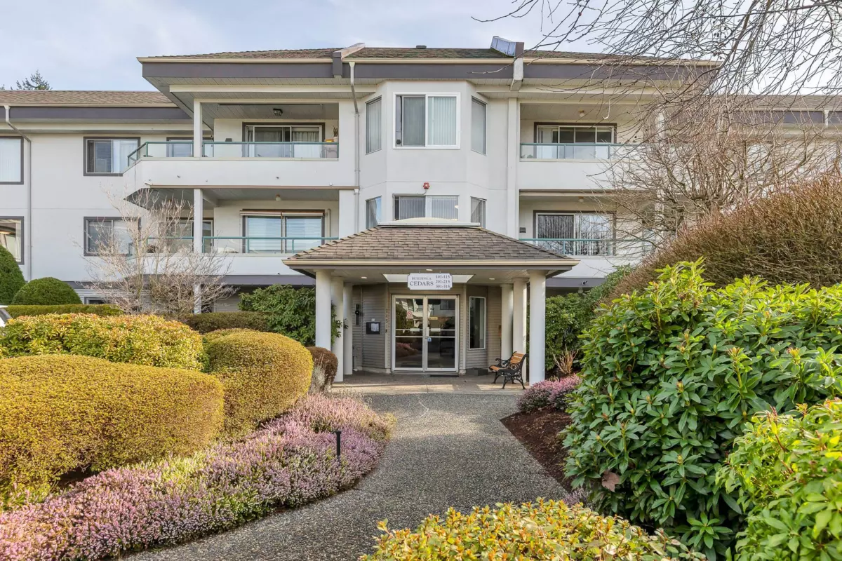 Living Room Photo of 214 2451 Gladwin Road, Abbotsford, BC