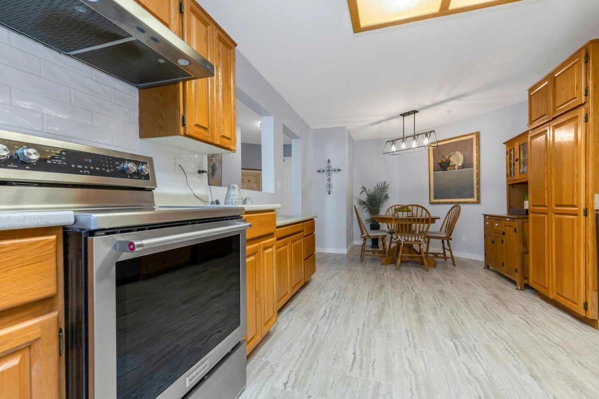 Powder Room Photo of 214 2451 Gladwin Road, Abbotsford, BC
