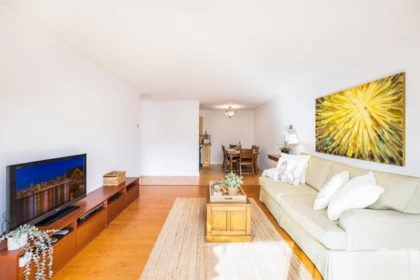 1226 235 Keith Road, West Vancouver, BC