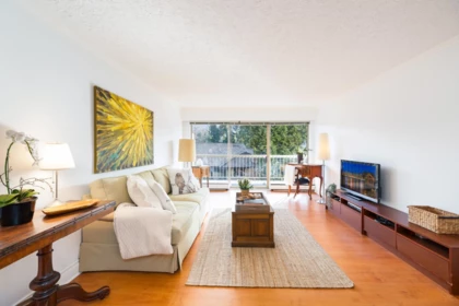 1226 235 Keith Road, West Vancouver, BC