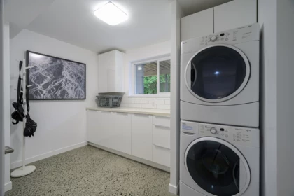 Hot Tub / Spa Photo of 4434 52a Street, Ladner, BC