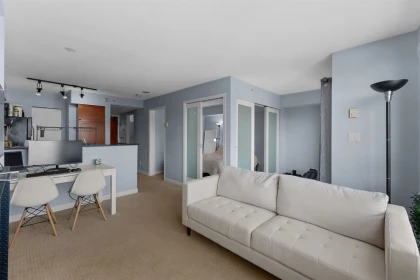 604 55 Alexander Street, Vancouver, BC