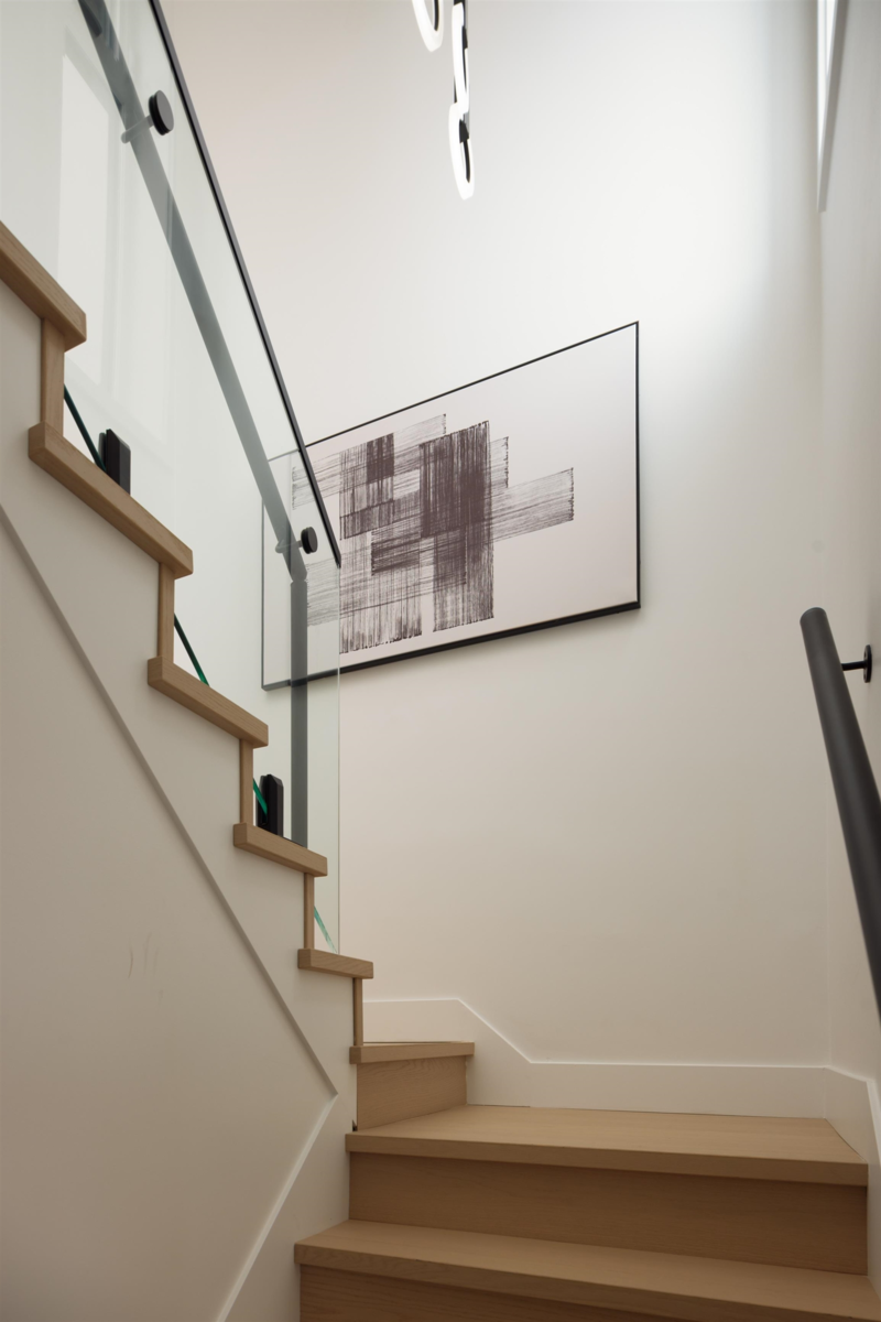 Guest Bathroom Photo of 1 421 W 23rd Avenue, Vancouver, BC